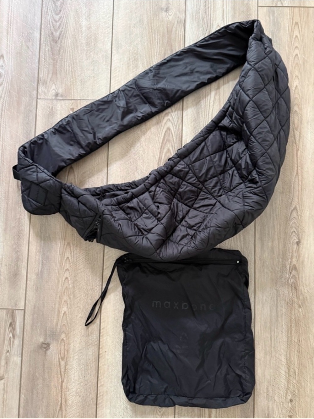 Maxbone dog carrier